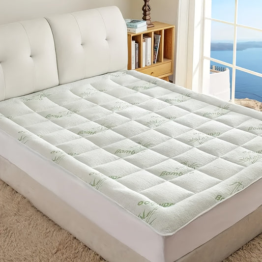 Plush bamboo rayon mattress topper