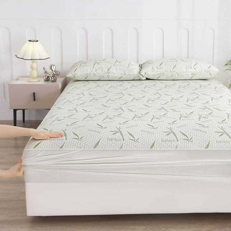 Bamboo fitted sheet with leaf print, view 2