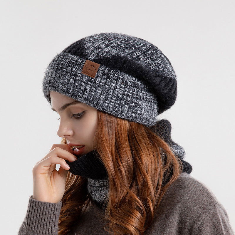 Two-tone black slouchy knit beanie and neck warmer set
